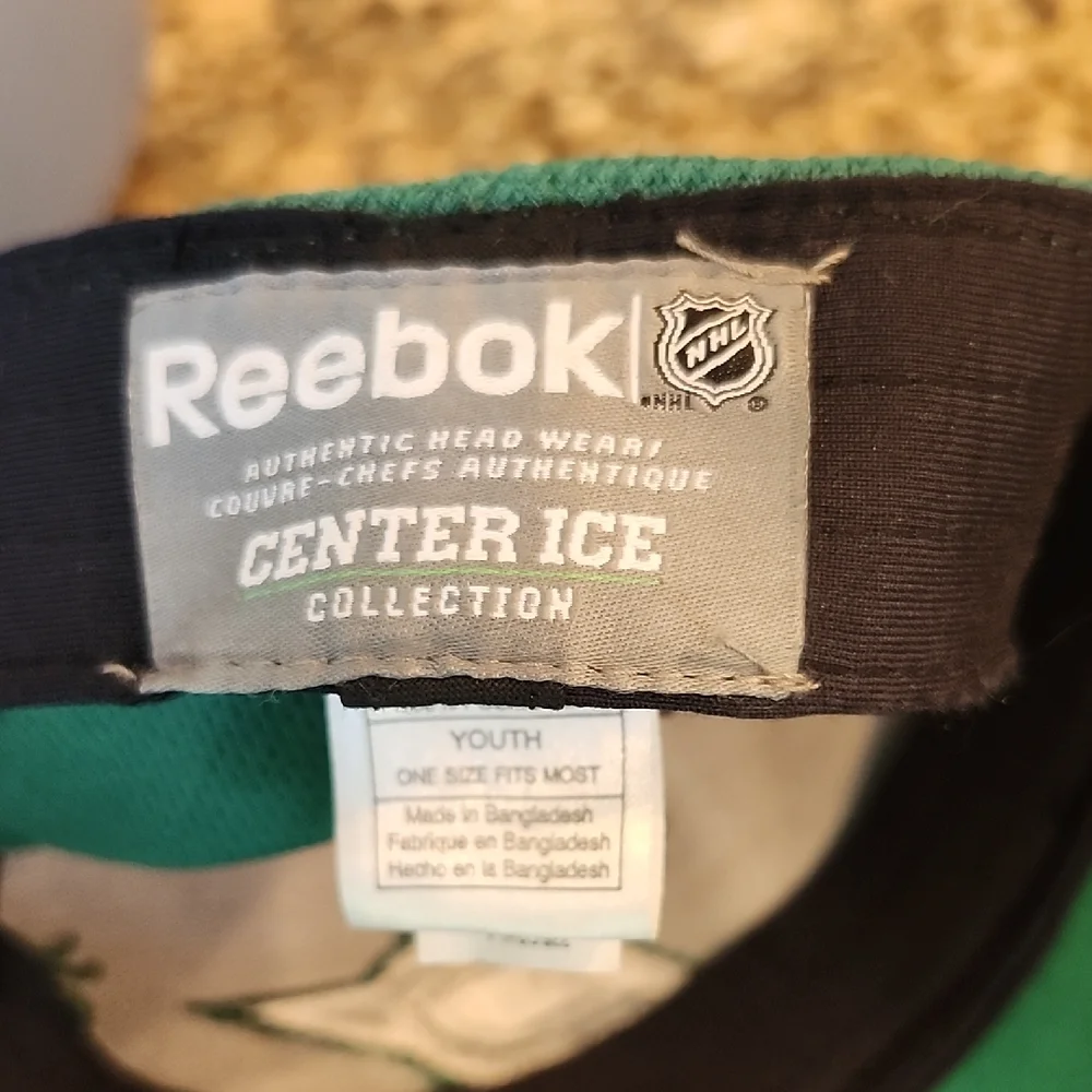 Dallas Stars Vintage Reebok Black and Green Hat‎